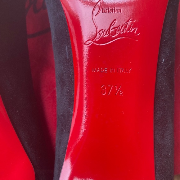 ❌SOLD❌Black Louboutin Heels - Picture 7 of 12